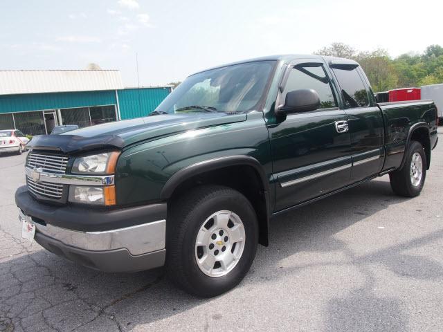 Photo of 2004 Chevrolet Silverado 1500