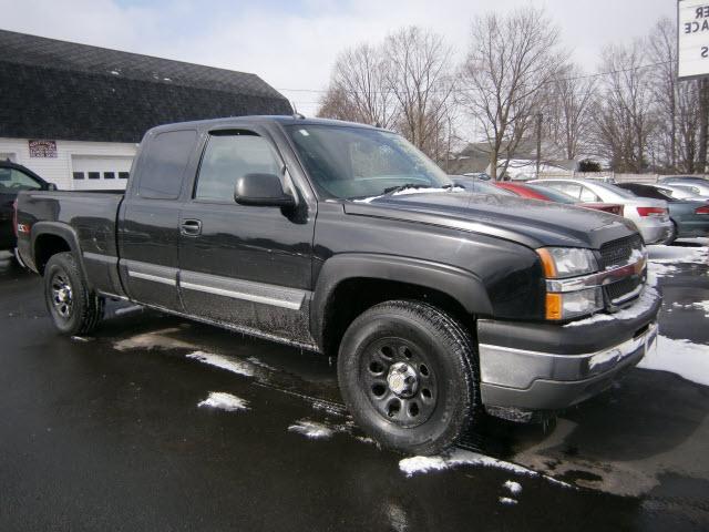 Photo of 2005 Chevrolet Silverado 1500