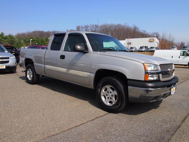 Photo of 2004 Chevrolet Silverado 1500
