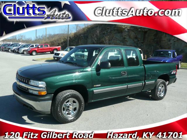 Photo of 2002 Chevrolet Silverado 1500