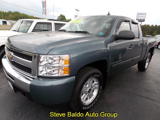 Photo of 2009 Chevrolet Silverado 1500