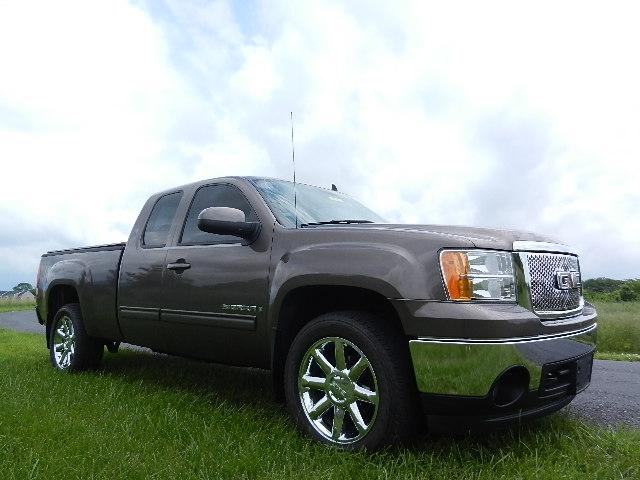 Photo of 2007 GMC Sierra 1500