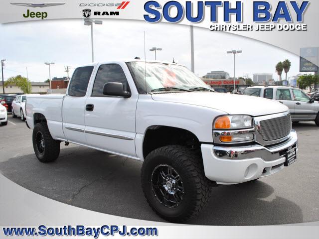 Photo of 2005 GMC Sierra 1500