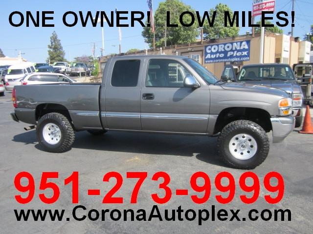 Photo of 2002 GMC Sierra 1500