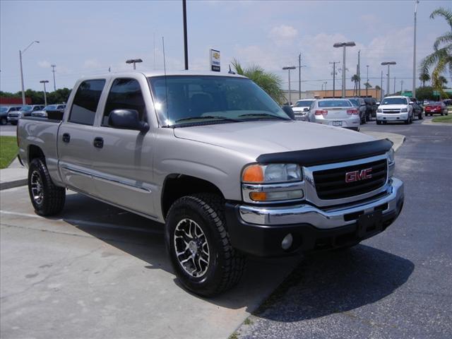 Photo of 2004 GMC Sierra 1500