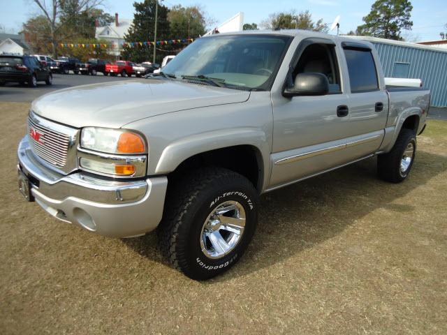 Photo of 2004 GMC Sierra 1500