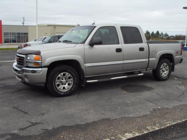 Photo of 2005 GMC Sierra 1500