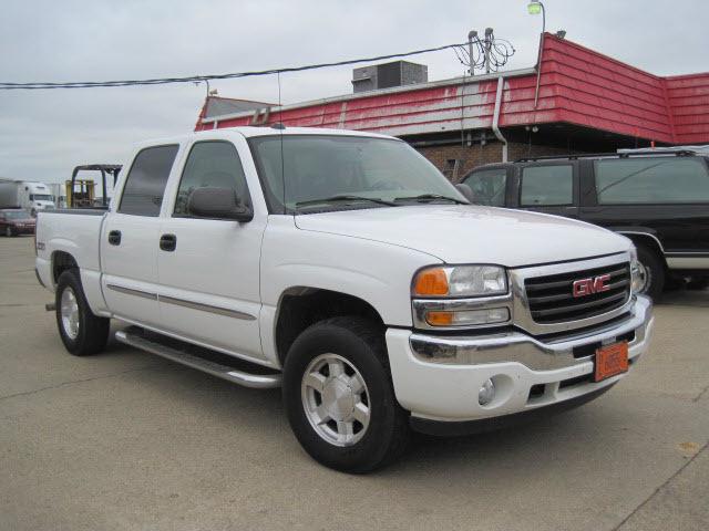 Photo of 2005 GMC Sierra 1500