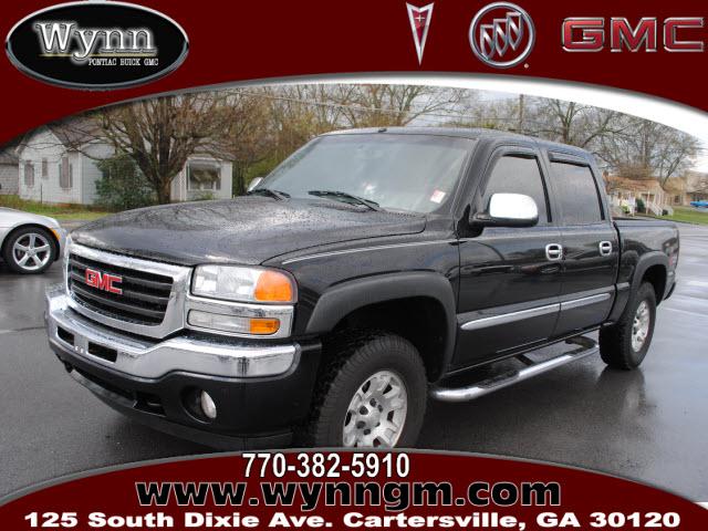 Photo of 2005 GMC Sierra 1500