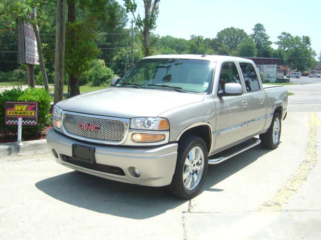 Photo of 2006 GMC Sierra 1500