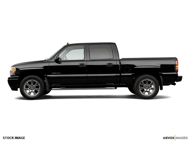 Photo of 2006 GMC Sierra Denali