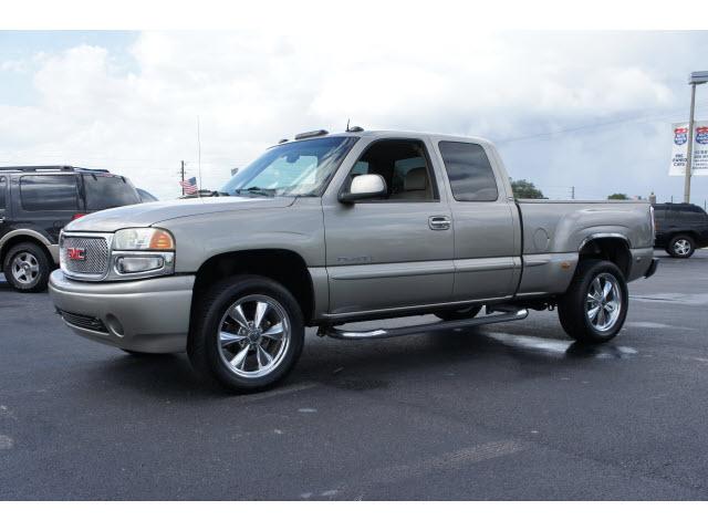 Photo of 2002 GMC Sierra 1500