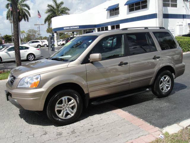 Photo of 2004 Honda Pilot