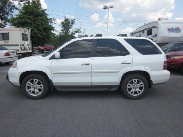 Photo of 2004 Acura MDX