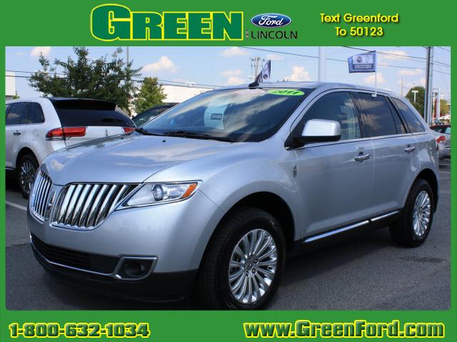 Photo of 2011 Lincoln MKX