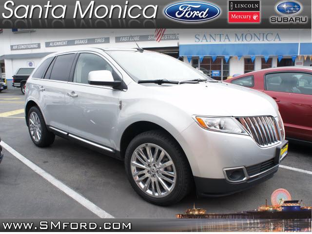 Photo of 2011 Lincoln MKX