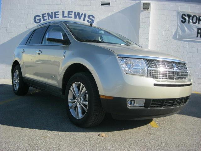Photo of 2010 Lincoln MKX