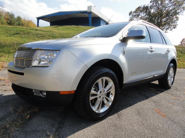 Photo of 2010 Lincoln MKX