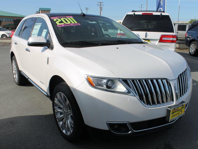 Photo of 2011 Lincoln MKX