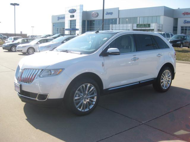 Photo of 2012 Lincoln MKX