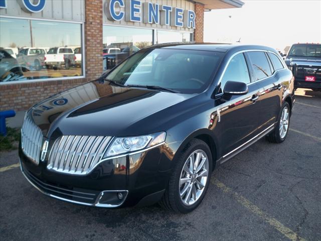 Photo of 2010 Lincoln MKT