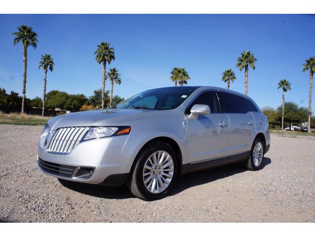 Photo of 2010 Lincoln MKT