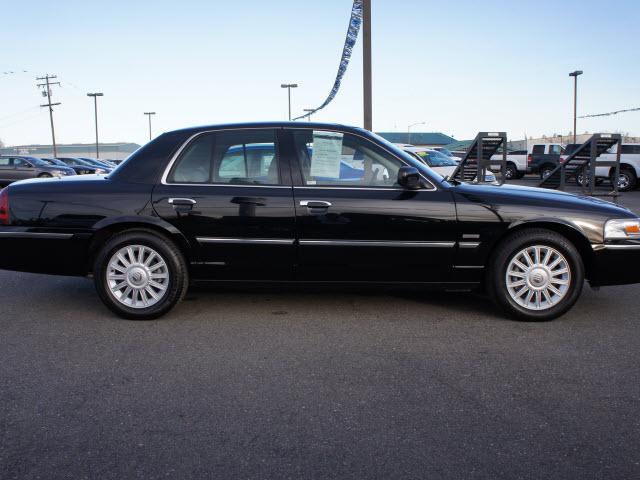 Photo of 2011 Mercury Grand Marquis