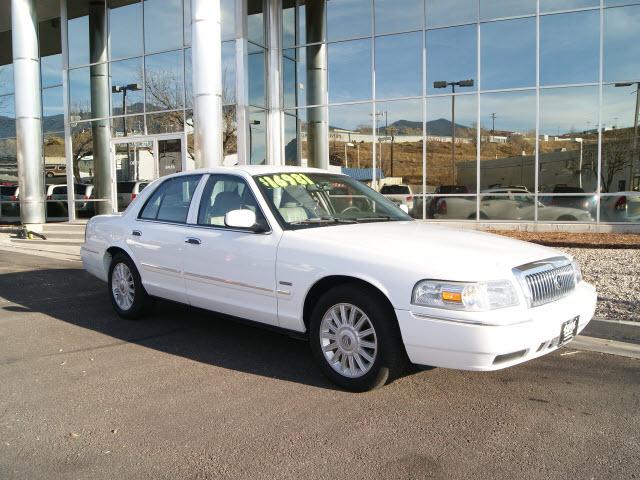 Photo of 2010 Mercury Grand Marquis
