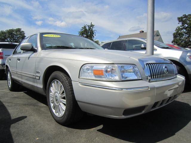 Photo of 2010 Mercury Grand Marquis