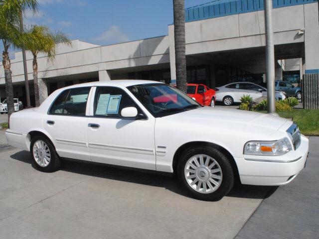 Photo of 2011 Mercury Grand Marquis