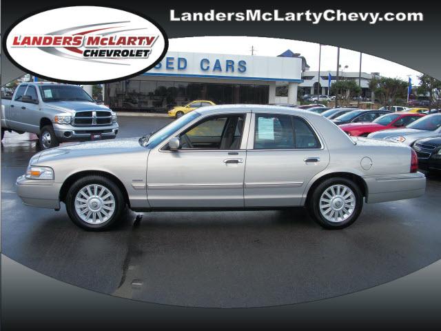 Photo of 2011 Mercury Grand Marquis