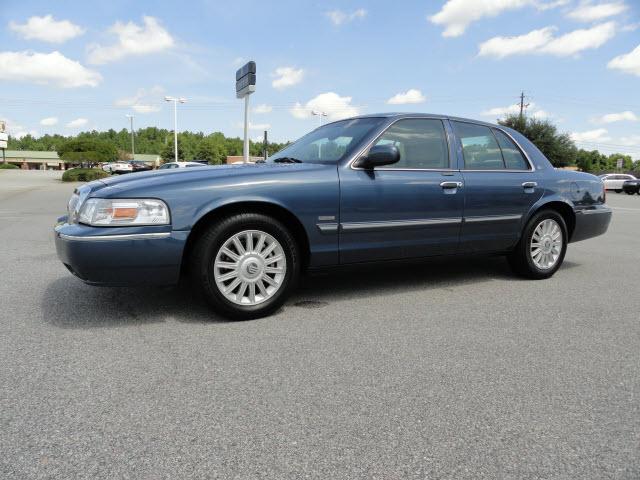 Photo of 2011 Mercury Grand Marquis