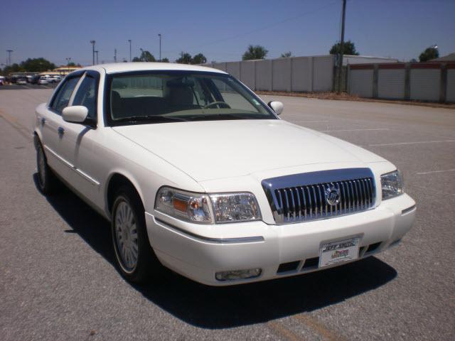 Photo of 2008 Mercury Grand Marquis
