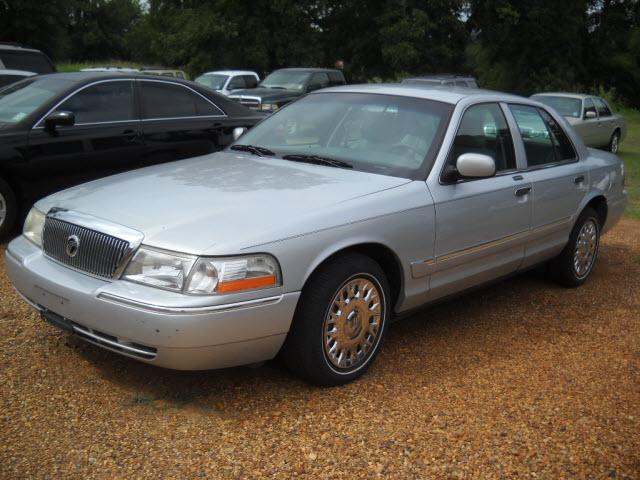 Photo of 2003 Mercury Grand Marquis