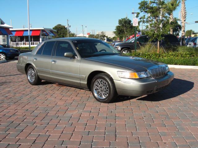 Photo of 2002 Mercury Grand Marquis