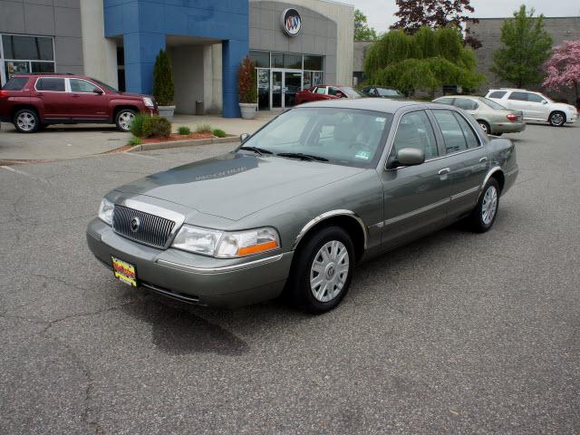 Photo of 2004 Mercury Grand Marquis