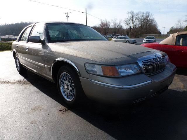 Photo of 1999 Mercury Grand Marquis