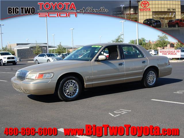 Photo of 2000 Mercury Grand Marquis