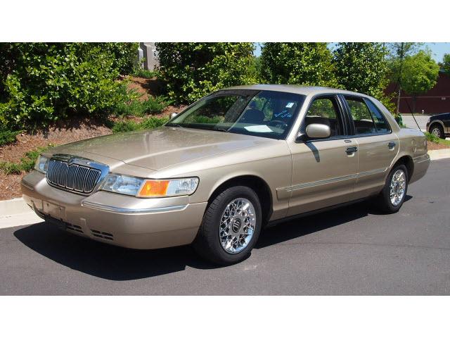 Photo of 2000 Mercury Grand Marquis