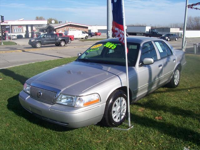 Photo of 2004 Mercury Grand Marquis