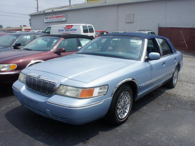 Photo of 2001 Mercury Grand Marquis