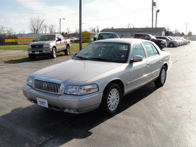 Photo of 2008 Mercury Grand Marquis