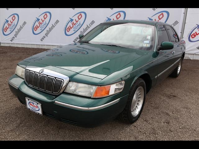 Photo of 2001 Mercury Grand Marquis