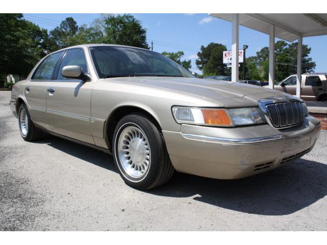 Photo of 2000 Mercury Grand Marquis
