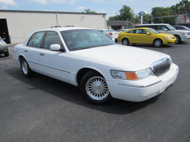 Photo of 1999 Mercury Grand Marquis