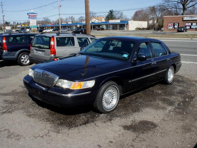 Photo of 2000 Mercury Grand Marquis