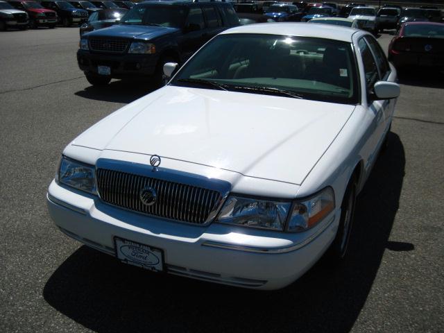 Photo of 2005 Mercury Grand Marquis