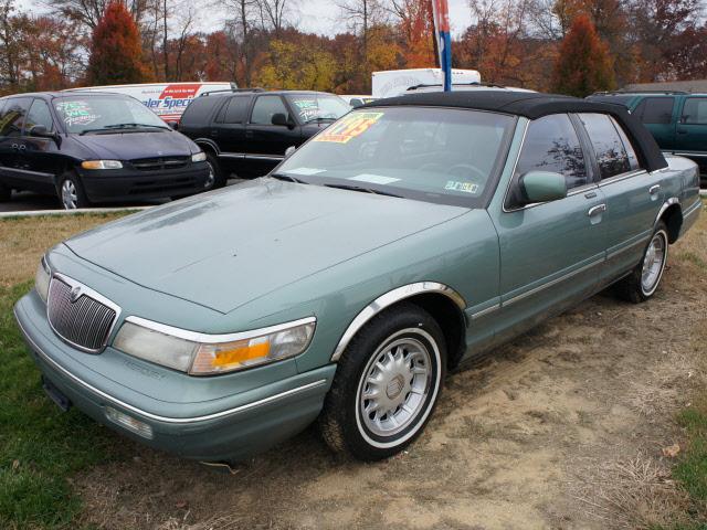 Photo of 1997 Mercury Grand Marquis