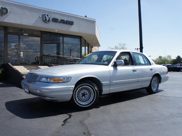 Photo of 1996 Mercury Grand Marquis