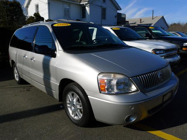 Photo of 2004 Mercury Monterey